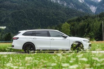 Volkswagen Passat 2.0 TDI avtomobilizem.com-27