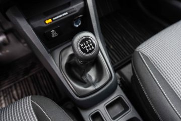 Ford Courier Transit-25