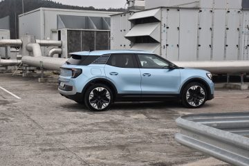 FORD EXPLORER 03