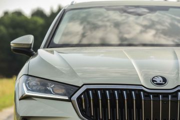 skoda-superb-combi-lk-2-0-tdi-40-1600x1068