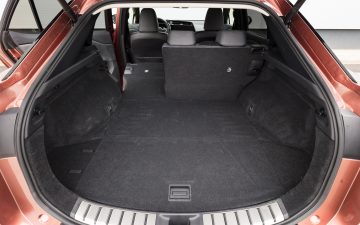 Lexus_RZ_450e_Premium_31