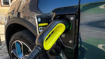Lynk&CO 01 PHEV-2