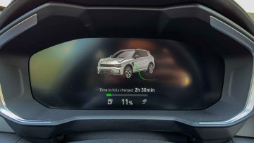 Lynk&CO 01 PHEV-3