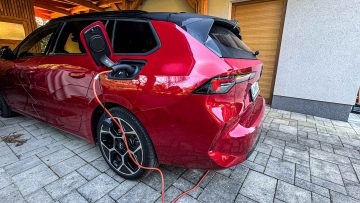 Opel Astra PHEV priključni hibrid-17