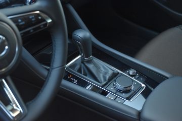 MAZDA 3 SEDAN 23
