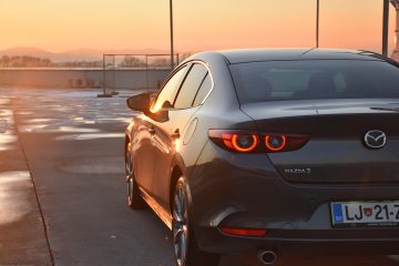 MAZDA 3 SEDAN 31