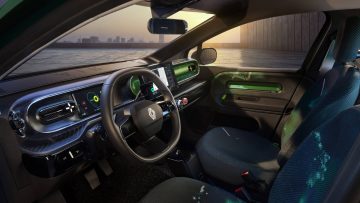 Twingo E-Tech Electric Prototype (15)