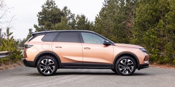 Opel_Grandland_12_Turbo_Hybrid_GS_03