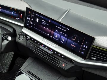 Opel_Grandland_12_Turbo_Hybrid_GS_14
