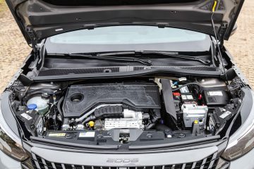 Peugeot 2008 1.2 GT-16