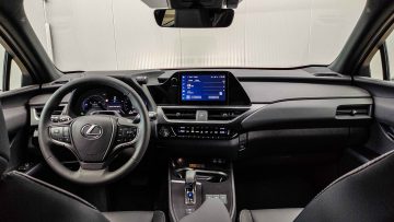 Lexus UX hybrid hibrid-23