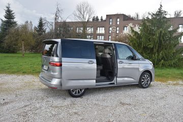 VW MULTIVAN 04