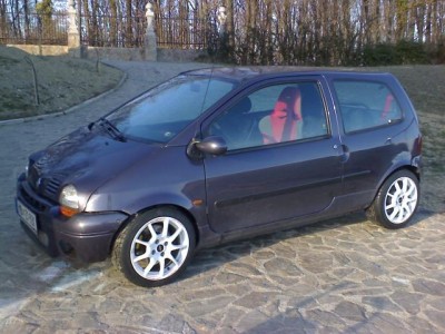 Zunanjost.jpg (55.46 KiB) Videno 2697 krat Zunanjost.jpg