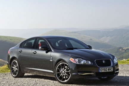 Jaguar-XF_Black_Pack_2011_1280x960_wallpaper_02