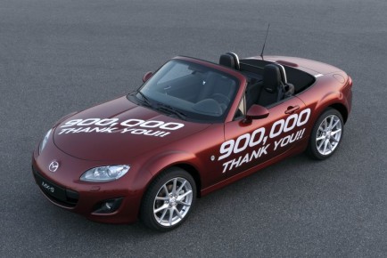 900000_Mazda_MX-5_5__jpg300