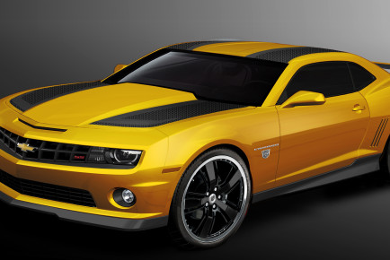20110628_ChevroletCamaroReturnsInTransformers-DarkOfTheMoon_front