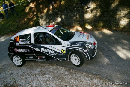 Matej Grudnik Maja Pahor Clio 2.0 RS GrN - Rally Idrija 2011