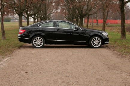 Mercedes-Benz_C_Coupe_220_CDI_05