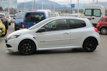 Renault Clio RS Akrapovic No2 1