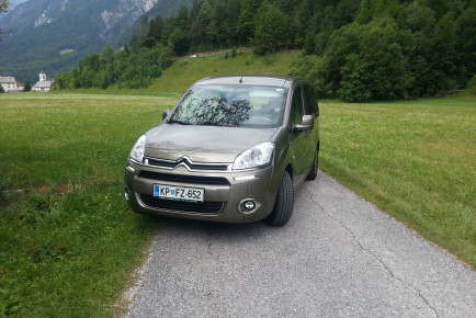 Citroen_Berlingo_01