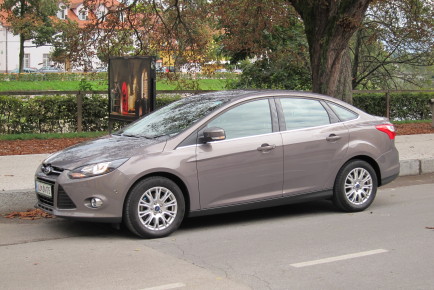 Ford Focus Titanium 4v