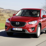 CX-5_2012_zealred_action_30__jpg300