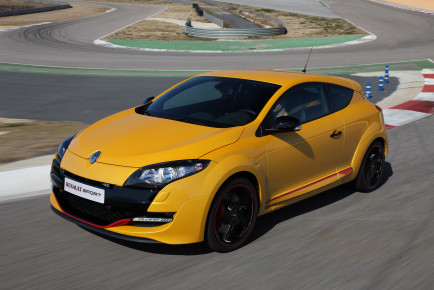 Renault_32565_global_en