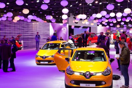 Renault_33919_global_en
