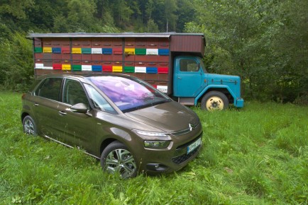 Citroen_C4_Picasso_16HDi_01