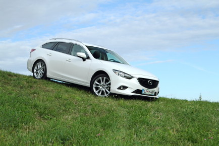 Mazda6_SPC_20i_Revolution_01