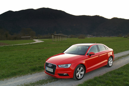 AUDI A3 SEDAN 01