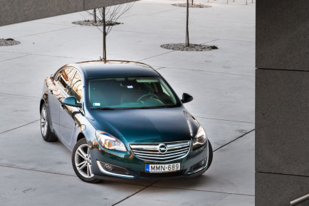 Opel_Insignia_20_CDTI_01