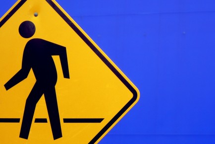 pedestrian_crossing_sign_145_h