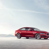 2016-jaguar-xe-02-1