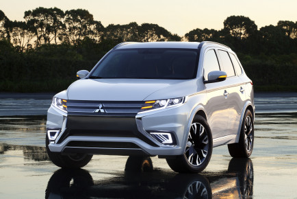 Mitsubishi Outlander PHEV 1