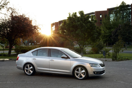 SKODA Octavia 2012