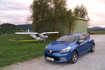 RENAULT CLIO GT LINE 01