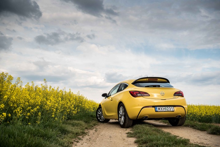 [Image: Opel-Astra-GTC-Turbo-200_2-719x480.jpg]