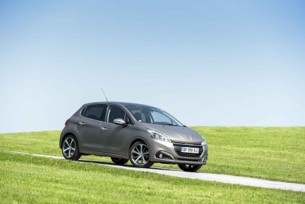 Peugeot 208_1
