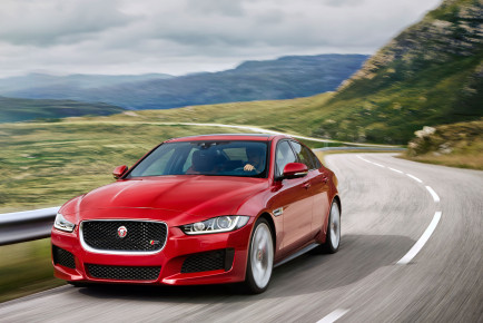 jaguar_xe_s_dynamic_03