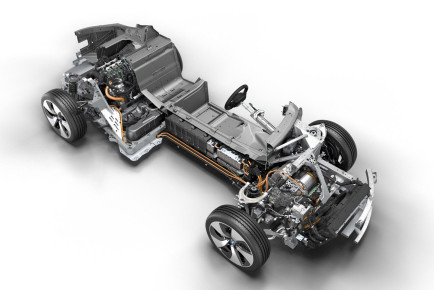 2014-bmw-i8_100435904_h