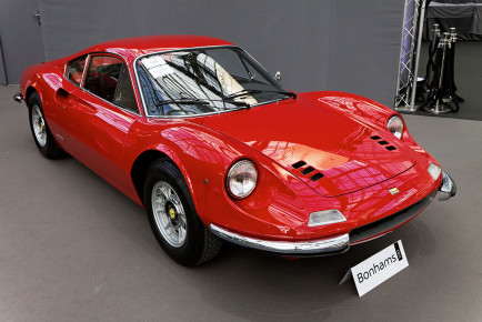 Paris_-_Bonhams_2013_-_Ferrari_Dino_246_GT_Berlinetta_-_1973_-_001