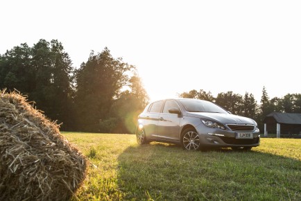 Peugeot 308 1.2 e-THP_1