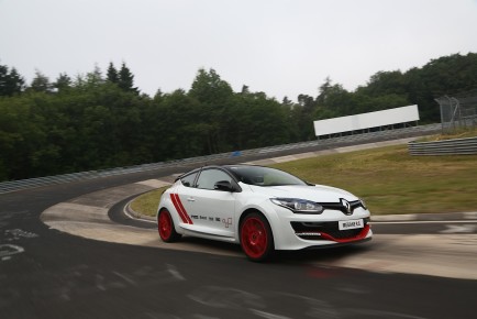 renault-megane-rs-275-trophy-r-nurburgring