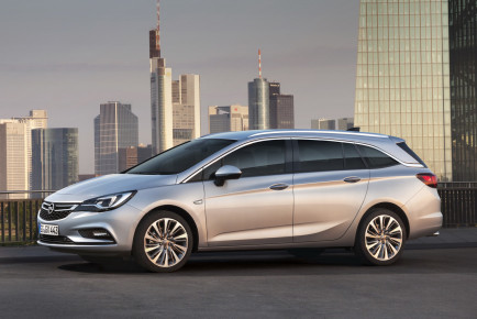 Opel-Astra-Sports-Tourer-1