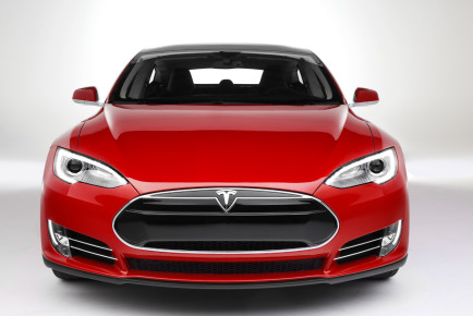 2013-Tesla-Model-S