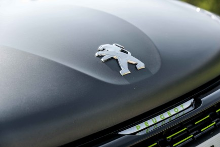 Peugeot-208_13-1600x1068