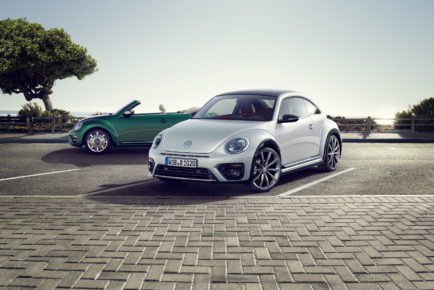 2017-volkswagen-beetle-3