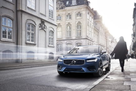 2017-volvo-s90-v90-r-design-25