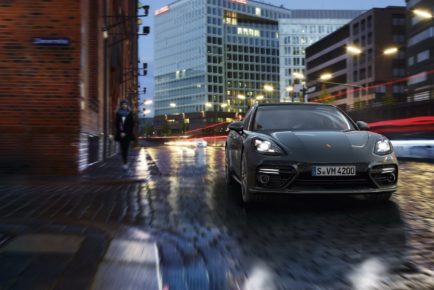 2017Panamera-10